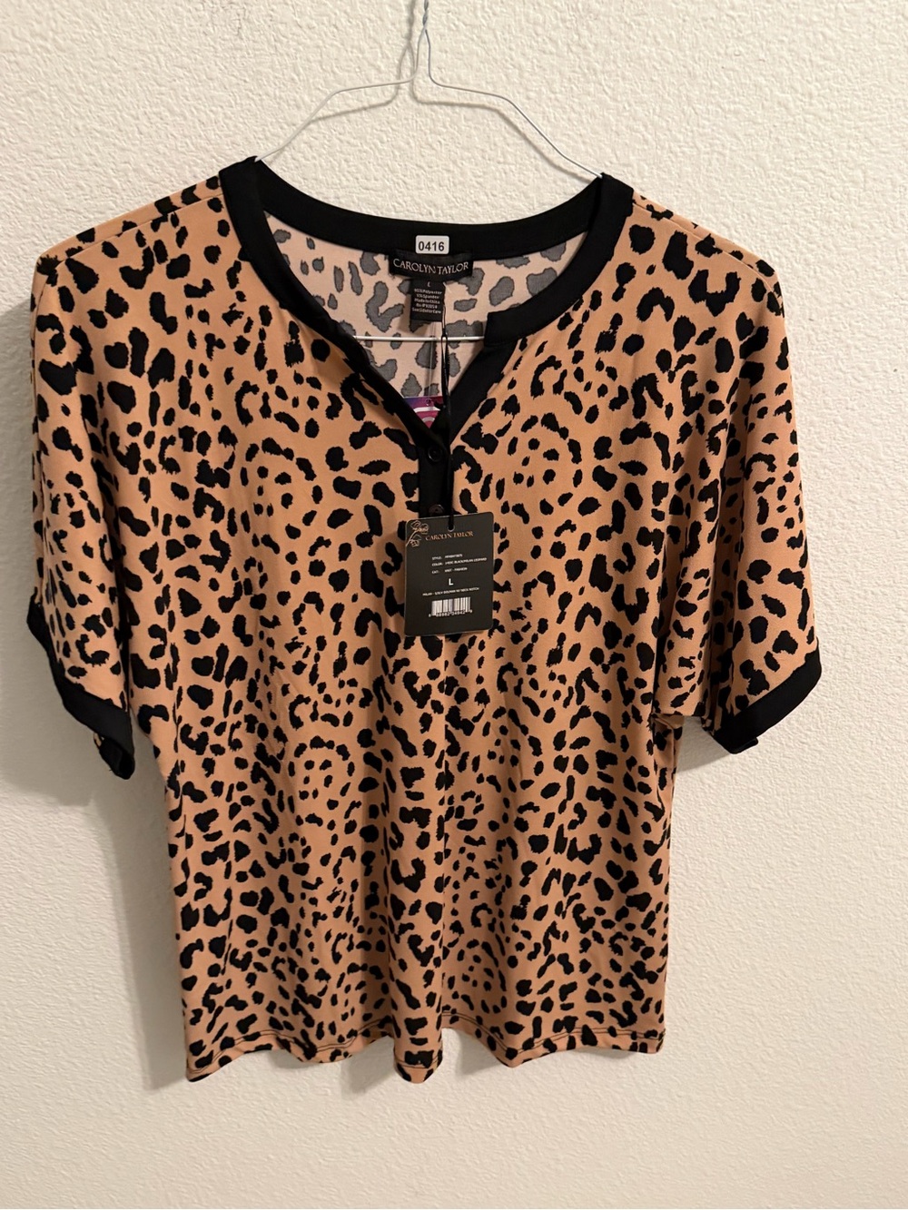 Carolyn Taylor Black and Tan Leopard Short Sleeve Top